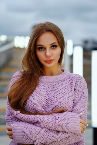 Girl, red head, gorgeous, pink sweater, outdoors, 240x320 wallpaper