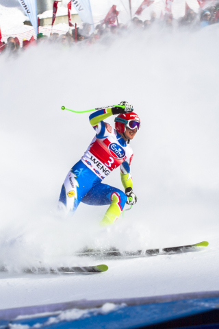 Ski race, sports, snow, 240x320 wallpaper