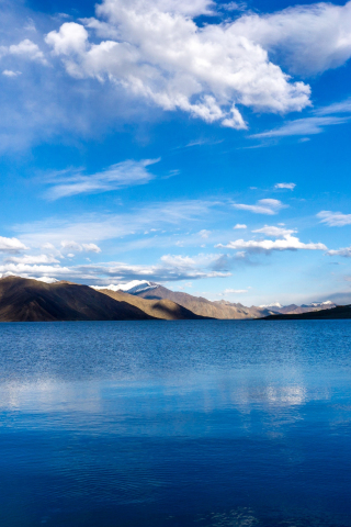 Lake, mountains, sunny day, sky, clouds, nature, 240x320 wallpaper