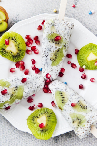 Kiwifruit, slices, ice candies, 240x320 wallpaper