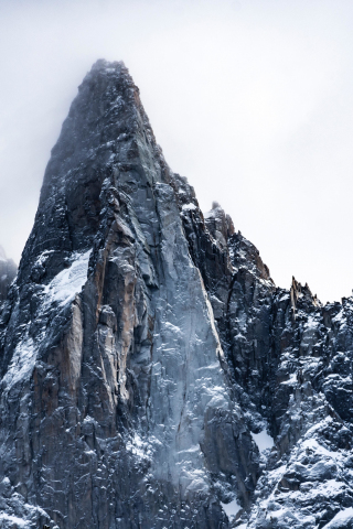 Rocky cliff, fog, mountains, 240x320 wallpaper