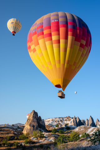 Hot air balloon, colorful, sky, flight, 240x320 wallpaper