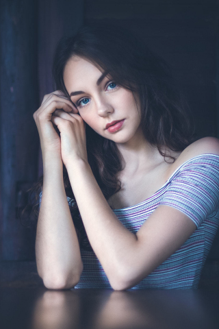 Blue eyes, girl model, beautiful, 240x320 wallpaper