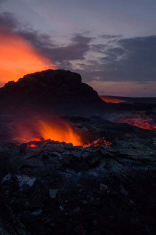 Lava, volcano, dark, fire, 240x320 wallpaper