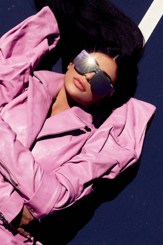 Kylie Jenner, pink dress, sunglasses, lying down, 240x320 wallpaper