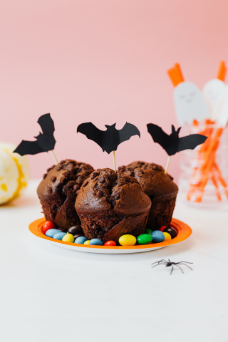 Halloween, food, chocolate cakes, 240x320 wallpaper
