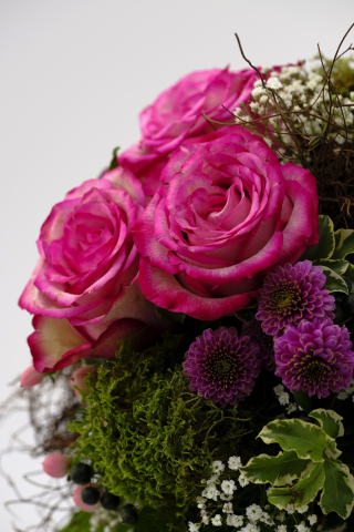 Pink roses, decorative, flowers, bloom, 240x320 wallpaper
