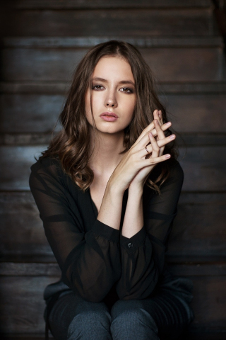 Disha Shemetova, cute woman, brunette, 2019, 240x320 wallpaper