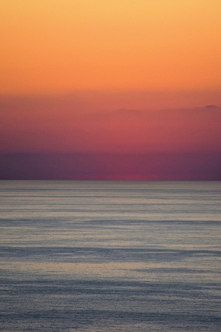 Sea, calm, sunset, body of water, blur, 320x480 wallpaper
