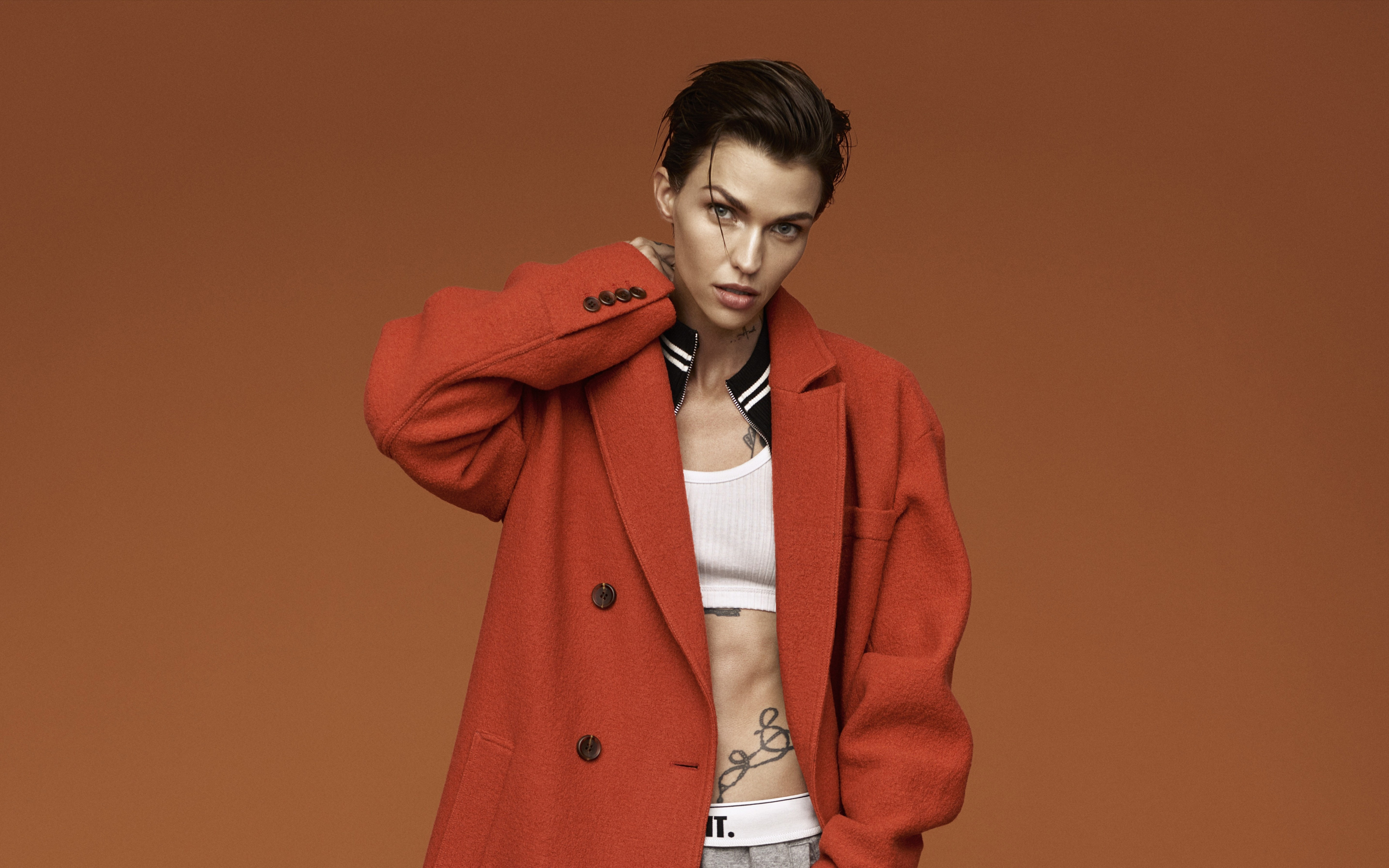 Download 3840x2400 Wallpaper Ruby Rose Short Hair Celebrity Images, Photos, Reviews