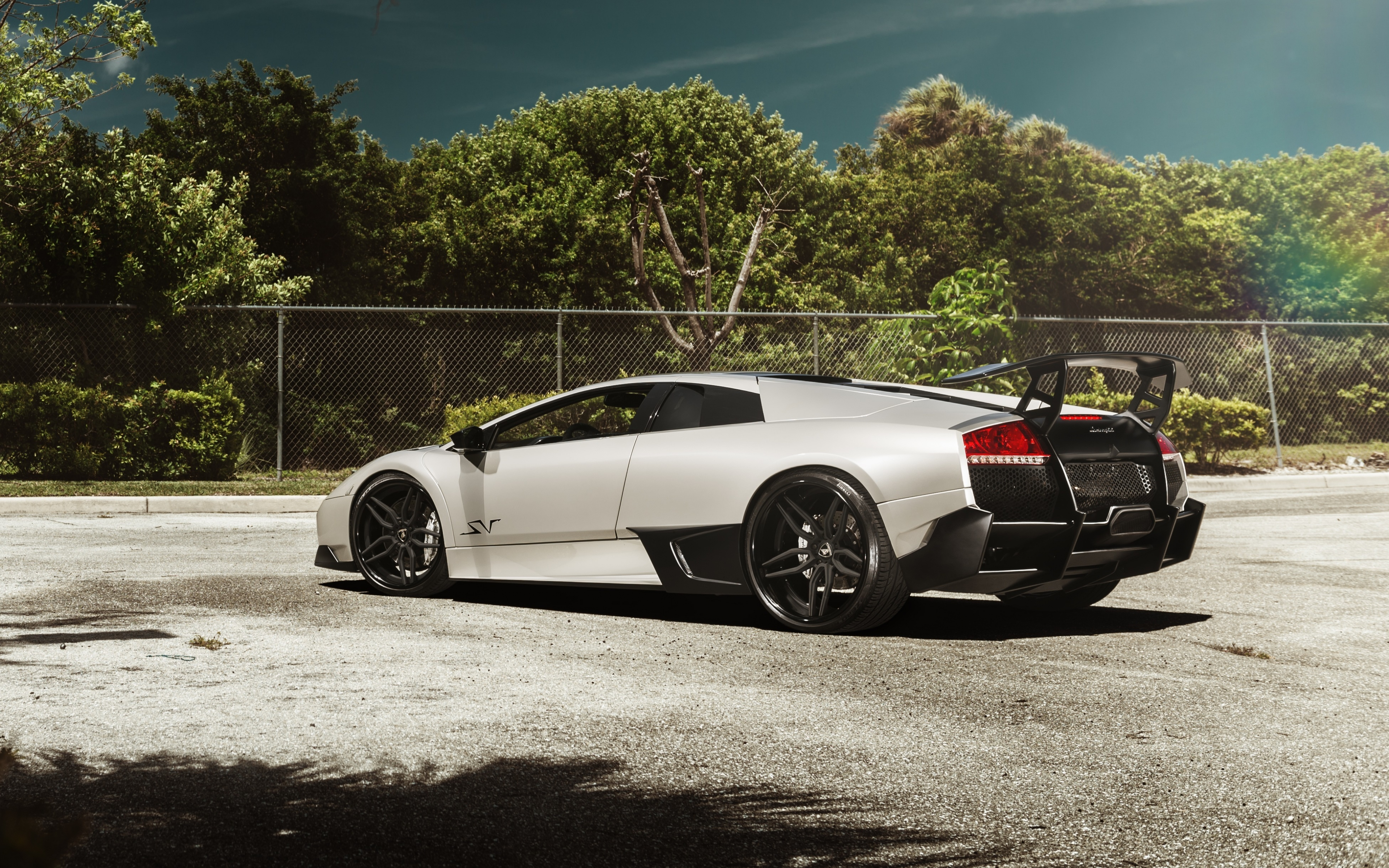 Download 3840x2400 lamborghini murciélago, rear, sports car 4k