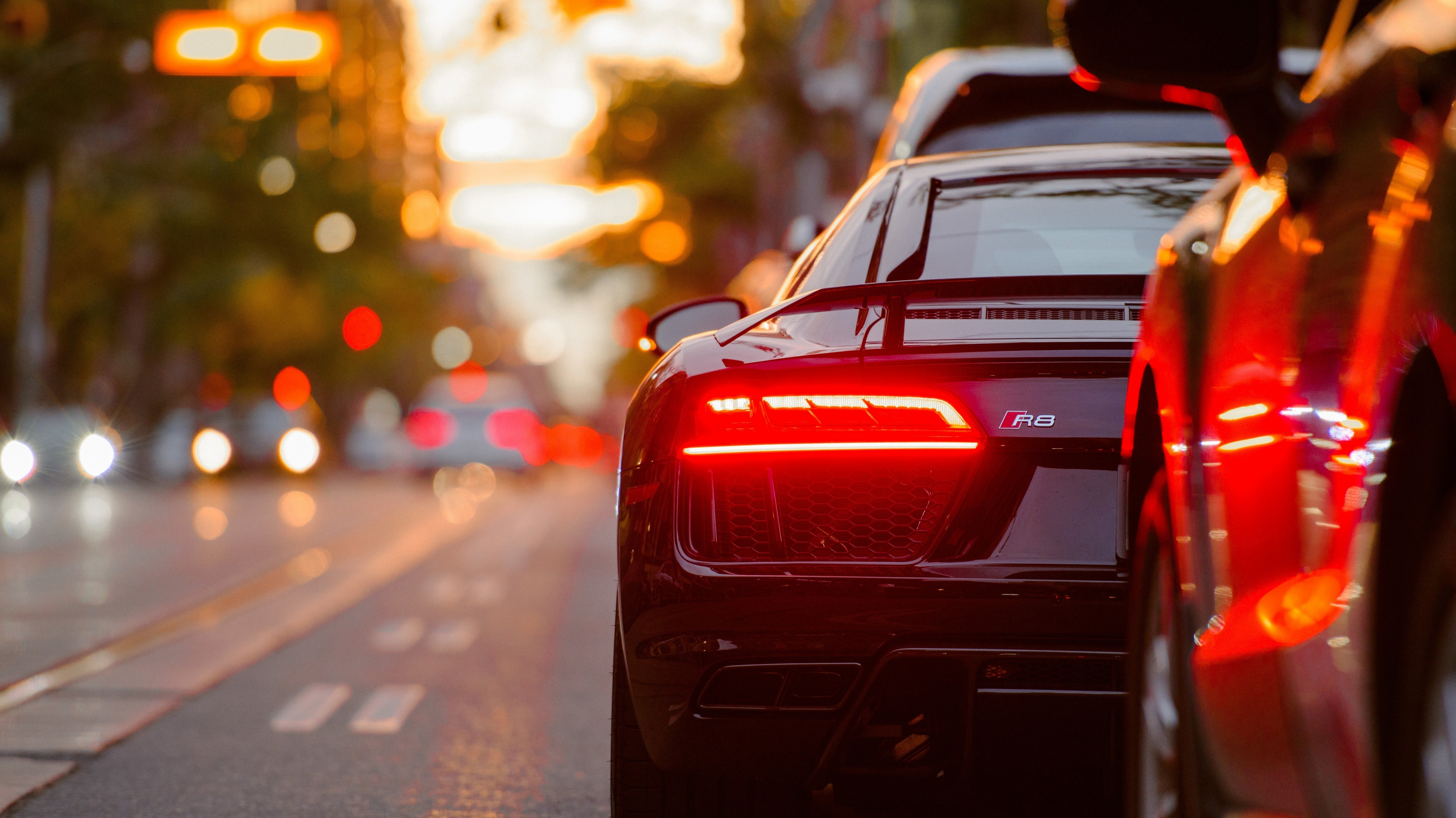 Download 5120x2880 wallpaper audi r8, taillight, street, 5k image 