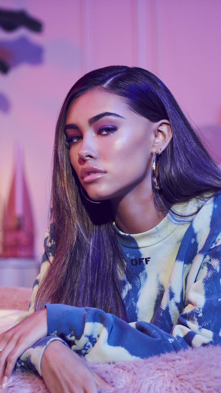 Download 750x1334 Wallpaper 2019 Madison Beer Singer Elite Daily Iphone 7 Iphone 8 750x1334 Hd Image Background 22217
