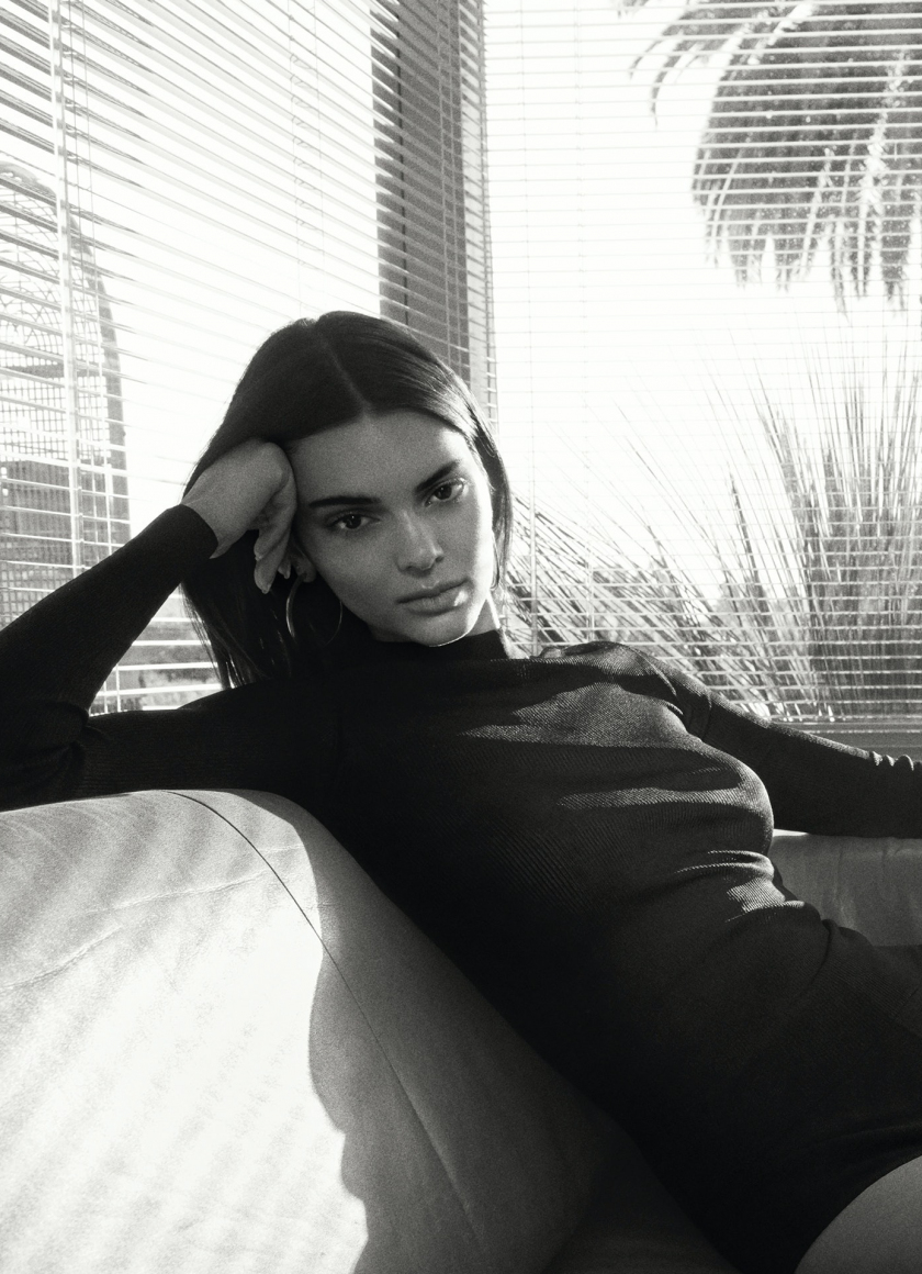Download wallpaper 840x1160 supermodel, kendall jenner, bw, 23, iphone ...