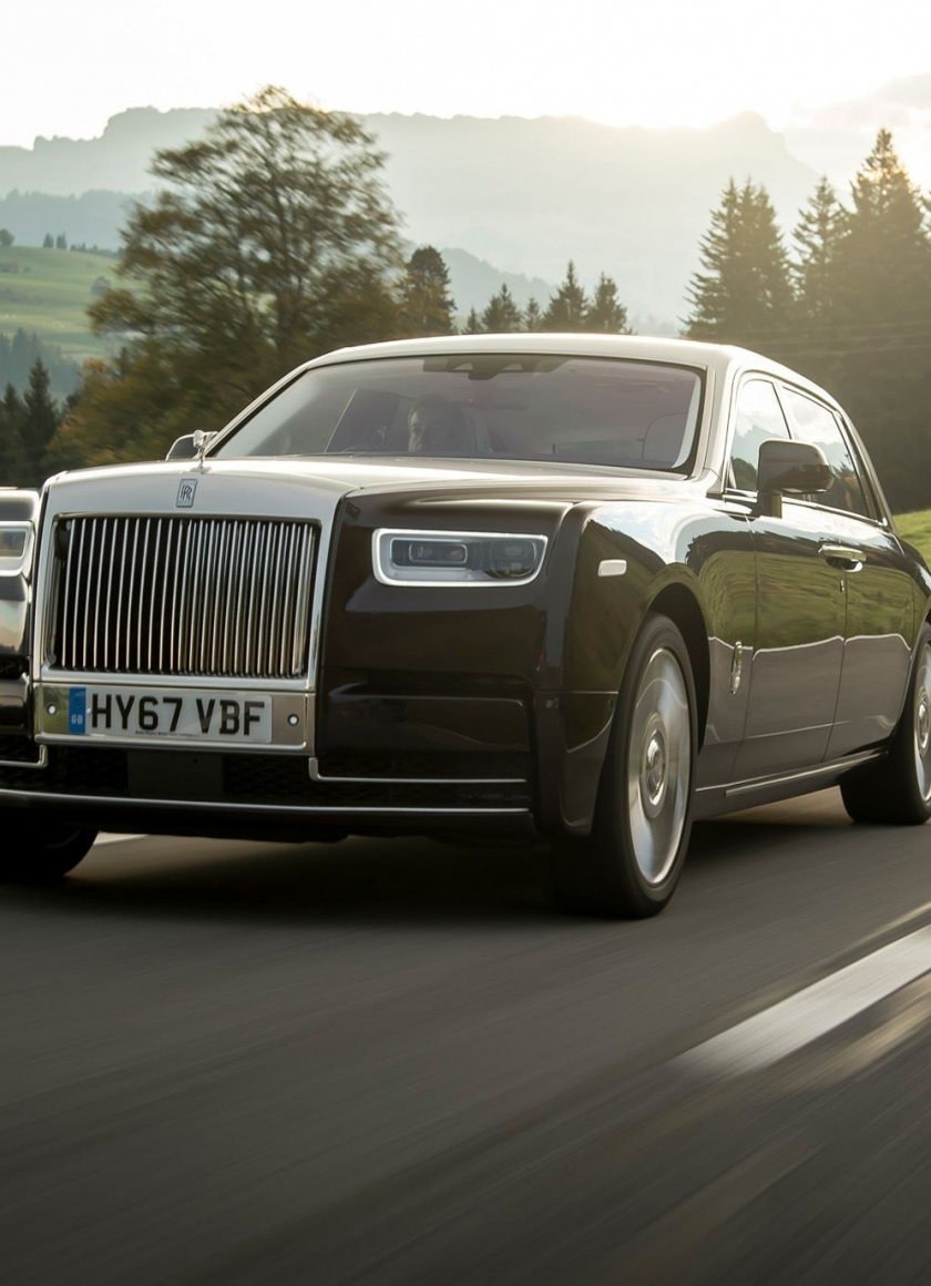 Download wallpaper 840x1160 black, rolls-royce phantom, on road, iphone ...