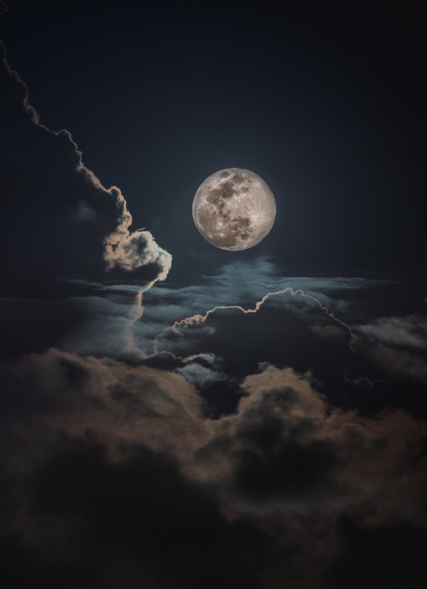 Download wallpaper 840x1160 night, clouds and moon, sky, iphone 4, iphone  4s, ipod touch, 840x1160 hd background, 20445