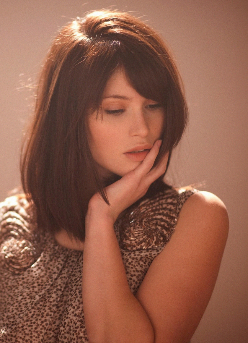 Download wallpaper 840x1160 brunette, gemma arterton, actress, iphone 4 ...