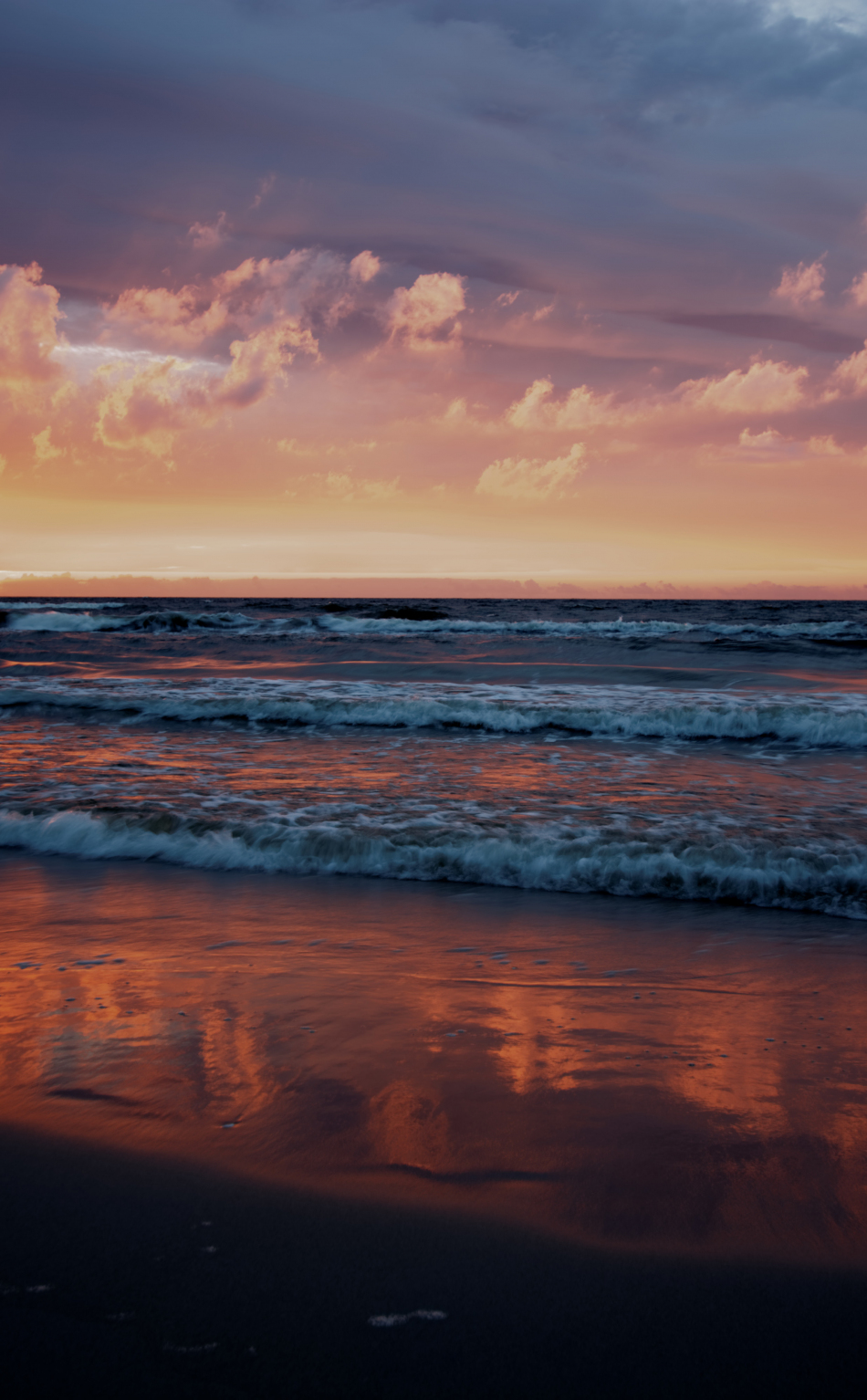 Download wallpaper 950x1534 sunset, sea waves, horizon, sea, waves ...