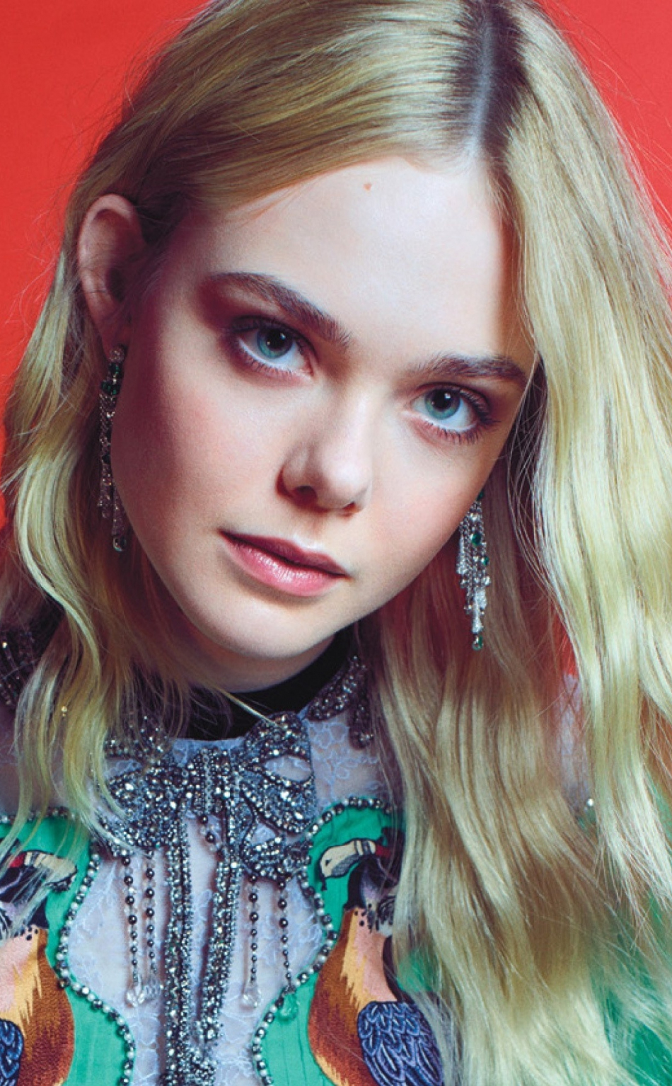 Download wallpaper 950x1534 elle fanning, blonde and beautiful, actress ...