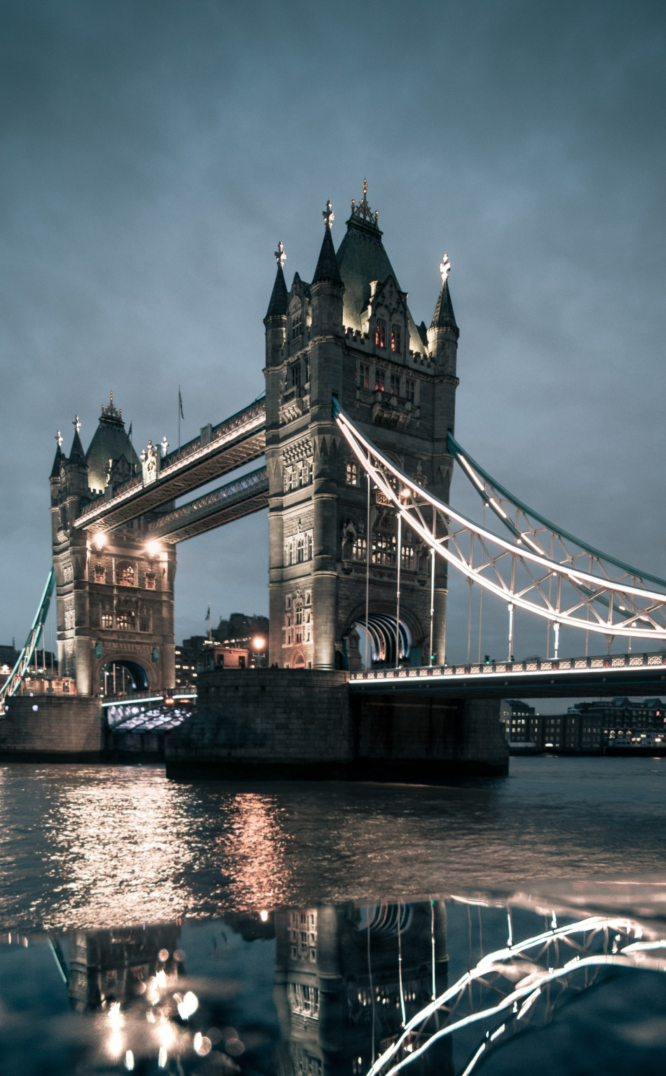 Download wallpaper 950x1534 london, tower bridge, night, city, iphone ...