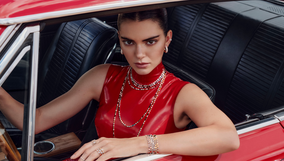 2023 Kendall Jenner, Messika Campaign, red, 960x544 wallpaper