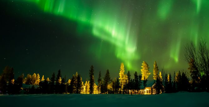 Northern lights, green sky, Finland wallpaper