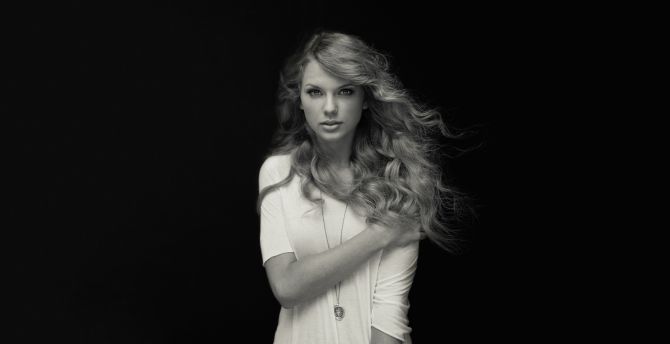 Taylor swift, curly hair, black and white wallpaper