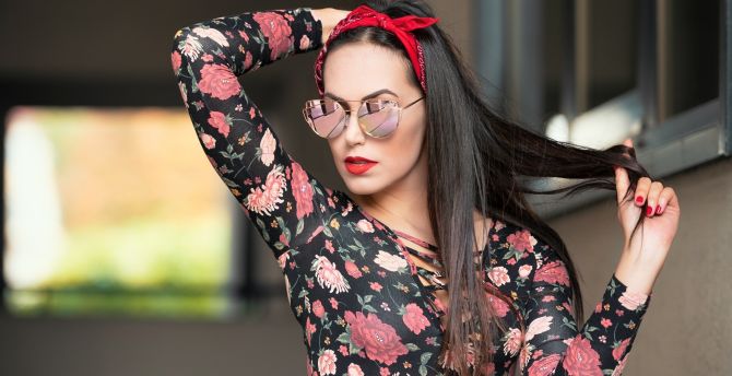 Sunglasses, girl model, dark hair wallpaper