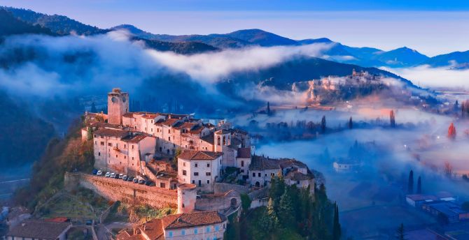 Italy's city, morning mist, cityscape wallpaper