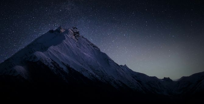 Mountain peak, night, starry sky wallpaper
