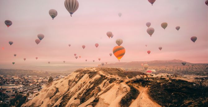 Hot air balloons, sky, mountains, festive wallpaper
