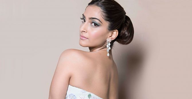 Bollywood, Sonam Kapoor, makeup, photoshoot, 2018 wallpaper