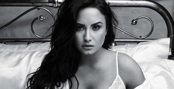 Demi Lovato, 2018, monochrome, hot wallpaper