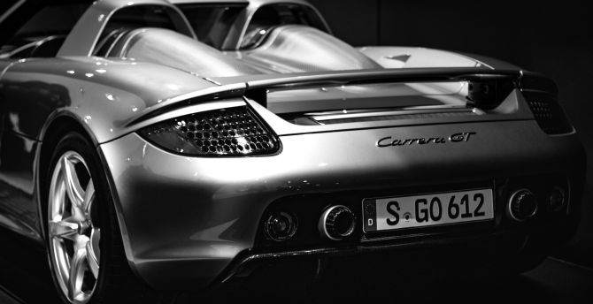 Supercar, Porsche, rear, monochrome wallpaper