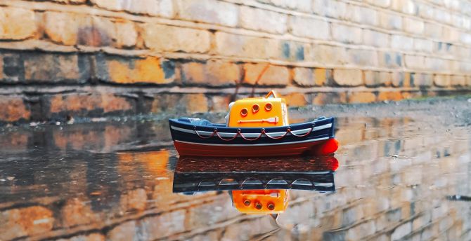 Boat, toy, float, reflections wallpaper