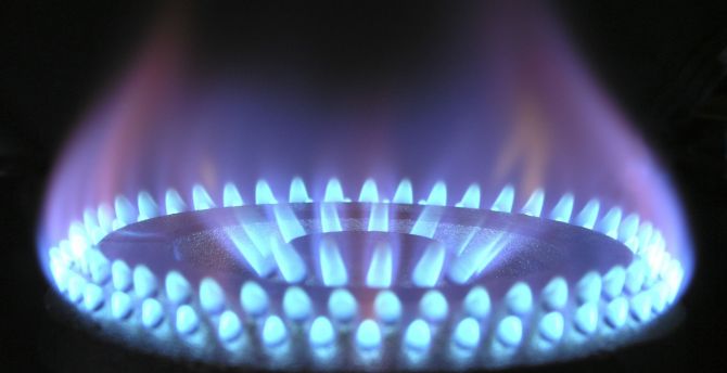 Stove, blue flame, close up, fire wallpaper