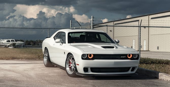 Dodge Charger hellcat, white muscle car wallpaper