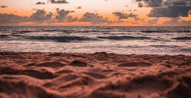 Brown sand, beach, sunset, close up wallpaper
