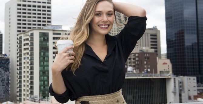Smile, actress, on roof-top, Elizabeth Olsen wallpaper