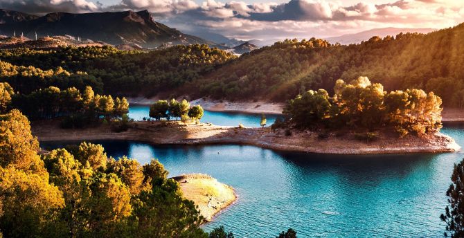 Landscape, lake, sunny day, Spain wallpaper