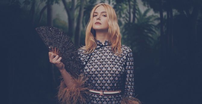 Blonde and beautiful, actress, Elle Fanning wallpaper