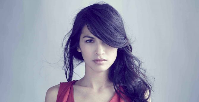 Elodie Yung, hair on face, 2018 wallpaper