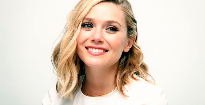 Beautiful, smile, looking away, Elizabeth Olsen wallpaper