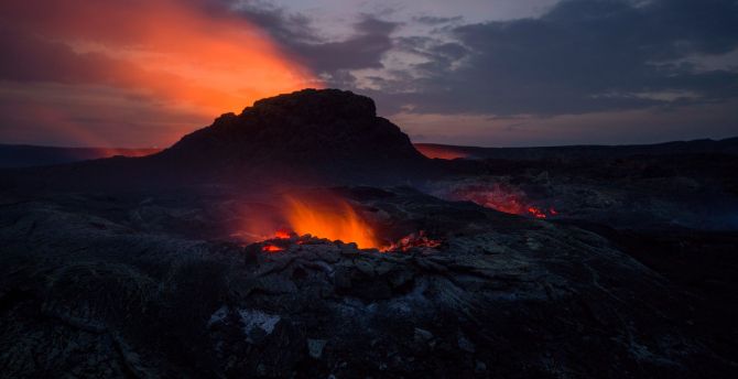 Lava, volcano, dark, fire wallpaper