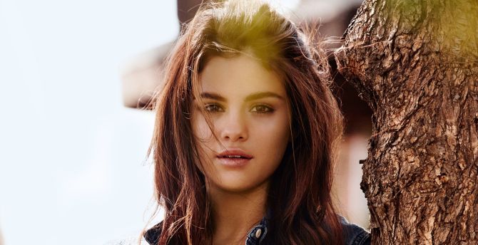 Selena Gomez, brunette and beautiful, singer wallpaper