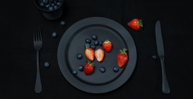 Fruits dish, strawberry, blueberry wallpaper