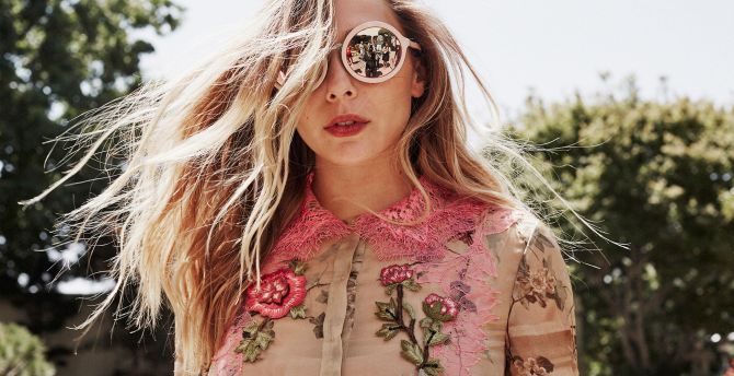 Elizabeth Olsen, outdoor, sunglasses wallpaper