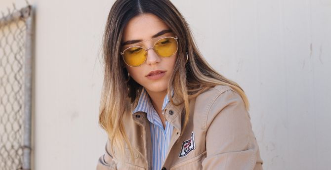 Model, outdoor, wearing, sunglasses wallpaper
