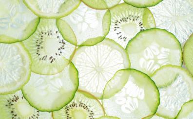 Kiwifruits, slices, close up