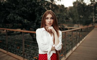 Girl model, white top, outdoor